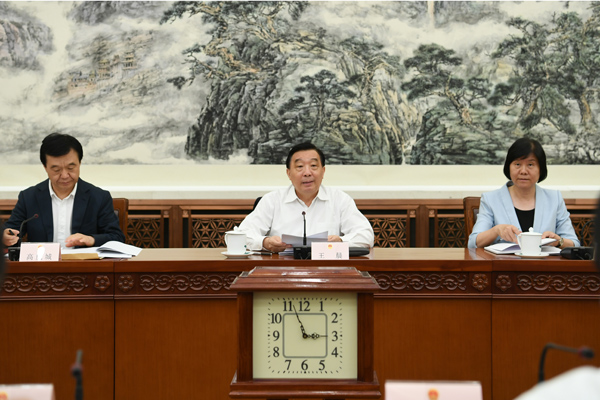 以最严密法治守护碧水清流——全面实施水污染防治法的时代意义